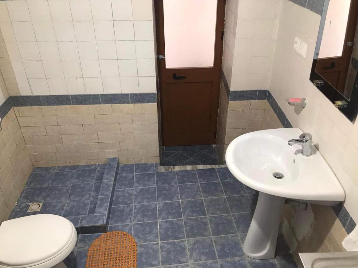 Отель House Гирокастра Экстерьер фото