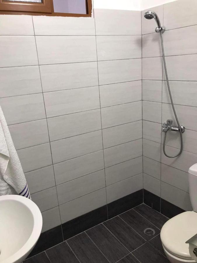 Отель House Гирокастра Экстерьер фото